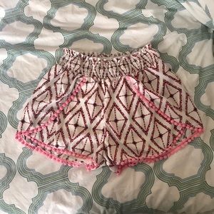 Elastic waist printed shorts
